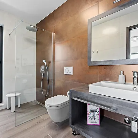 Maem In Istria For Families With Sauna, Whirlpool & Sea View