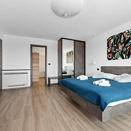וילה Maem In Istria For Families With Sauna, Whirlpool & Sea View