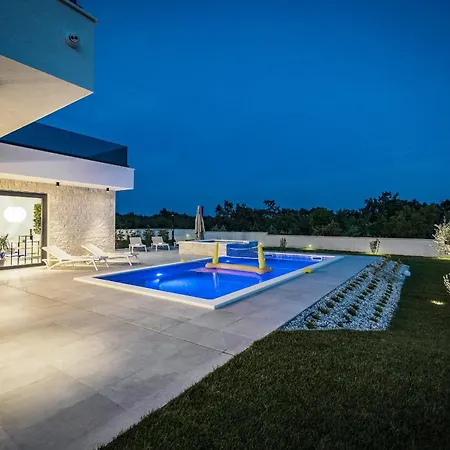 Maem In Istria For Families With Sauna, Whirlpool & Sea View Juršići